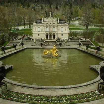 Deutschland: Die „Königliche Villa“ Schloss Linderhof in Oberbayern Германия: Замок Линдерхоф короля Людвига II в Верхней Баварии