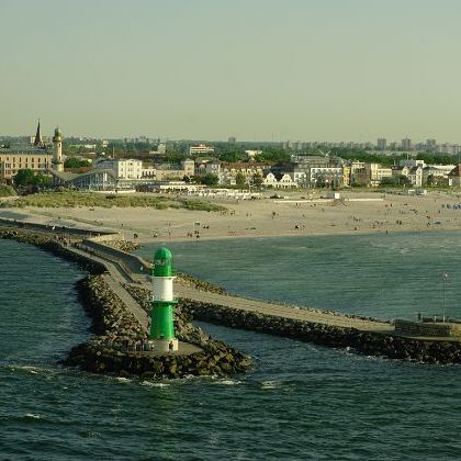 Rostock: Warnemünde Варнемюнде - курортный район города Росток | Ostseebad Warnemünde - Ortsteil im Norden der Hansestadt Rostock