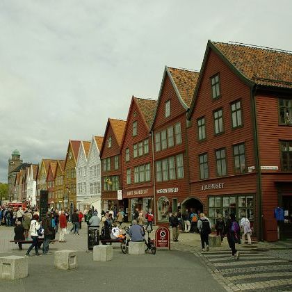 Kongeriket Norge: Hordaland: Bryggen i Bergen Норвегия: Фюльке Хордаланд: Берген: Старый портовый квартал Брюгген или Немецкая Верфь