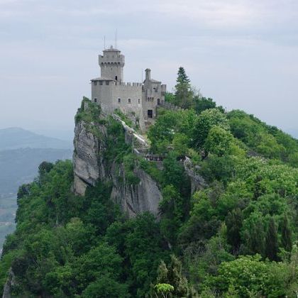 San Marino: Fortress of Guaita Сан-Марино: Крепость Гуаита | San Marino: Castello della Guaita