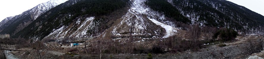 Панорама последствий лавины сошедшей на посёлок Нейтрино  Балкария: Баксанское ущелье: Нейтрино : Баксанское ущелье, Горы, Panorama, Russia, Лавина, Нейтрино