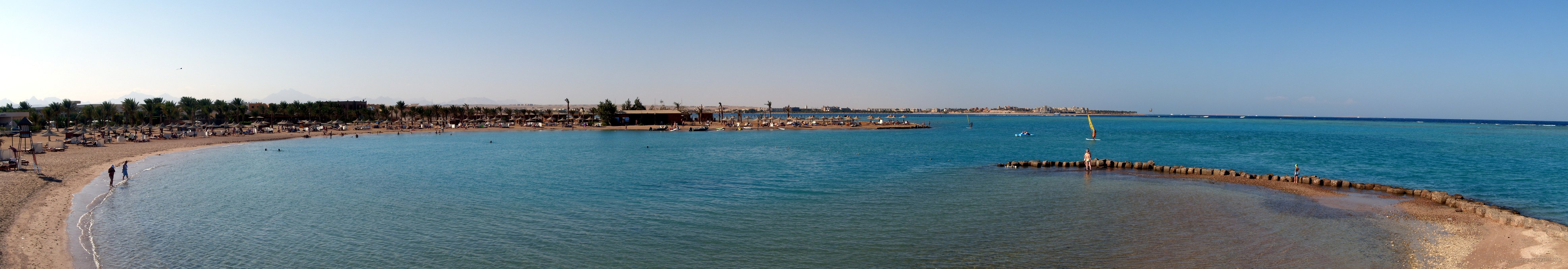 Egypt: Makadi: Royal Azur beach panorama