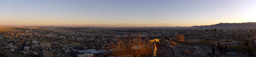 Texas: El Paso city  Sunset over El Paso city : USA, Texas, Mexico, Panorama, Ciudad Juarez