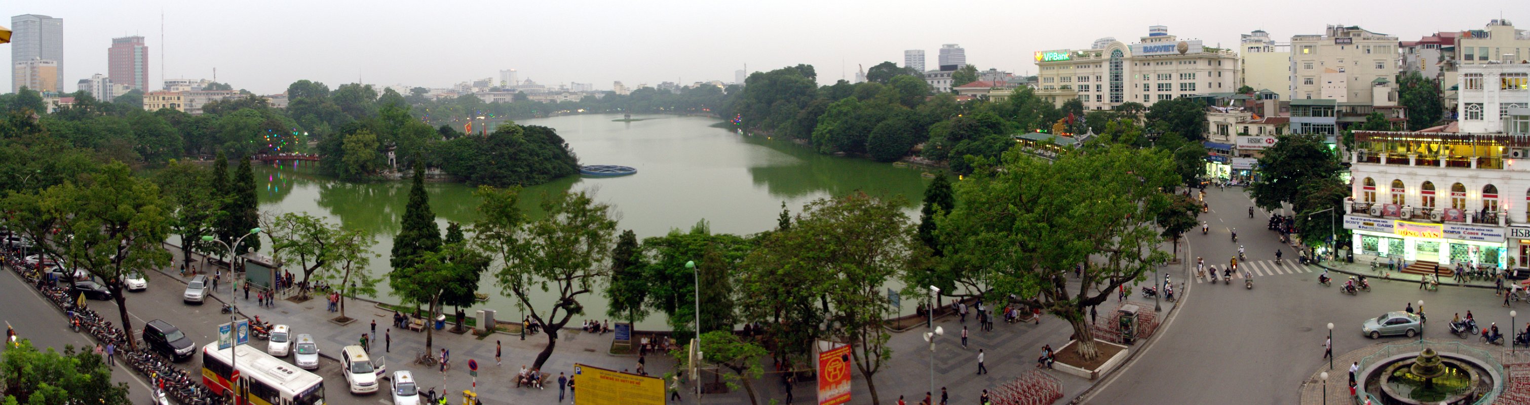 Hồ Hoàn Kiếm panorama