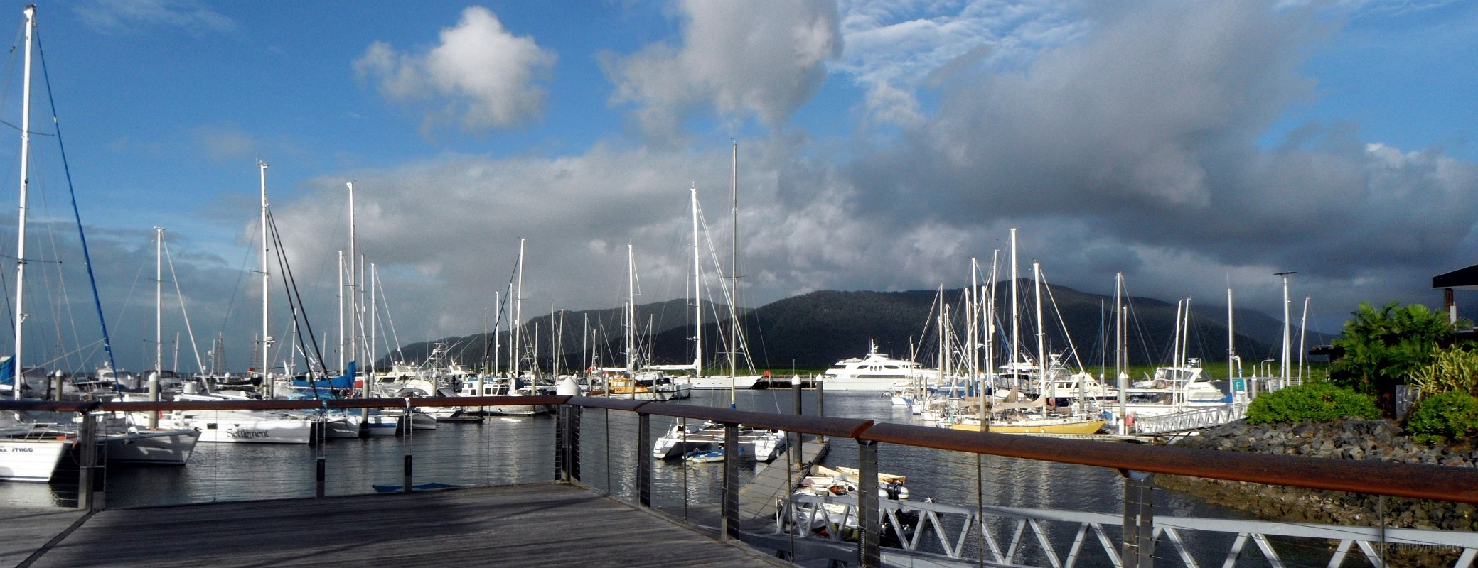 Australia: Queensland: Cairns Marina