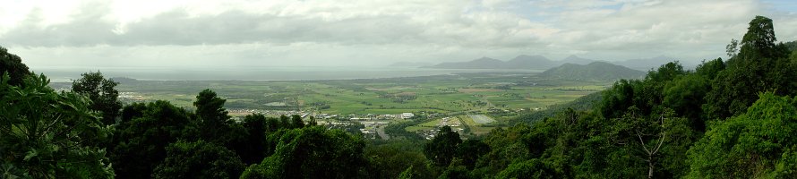 Coral Sea coast panorama  Australia: Queensland: Coral Sea coast near Smithfield : Panorama, Australia, Queensland