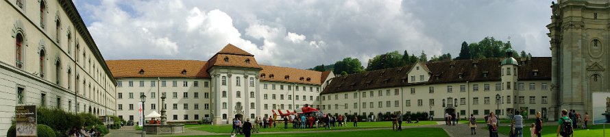 Fürstabtei St. Gallen: Klosterhof  Двор бенедиктинского монастыря Святого Галла  в швейцарском городе Санкт-Галлене : Panorama, Swiss, Monastery