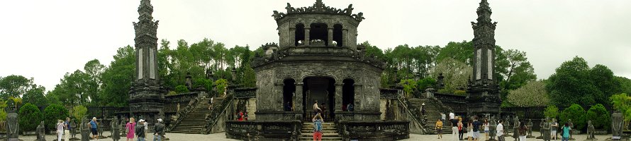 Khải Định tomb panorama  Панорама мавзолея Кхай Диня - двенадцатого императора династии Нгуенов : Panorama, Việt Nam, Temple