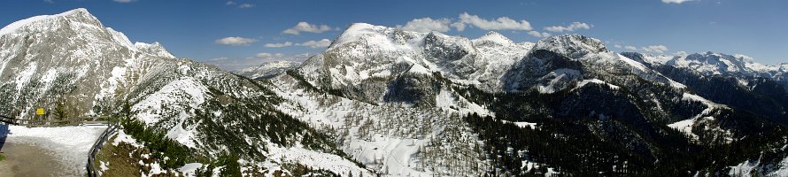 Österreichische Berglandschaft  Oberbayern: Blick vom Berg Jenner in Richtung Österreich Верхняя Бавария: Панорамный вид в сторону Австрии с горы Jenner : Panorama, Deutschland, Germany, Bavaria, Горы, Austria, Österreich