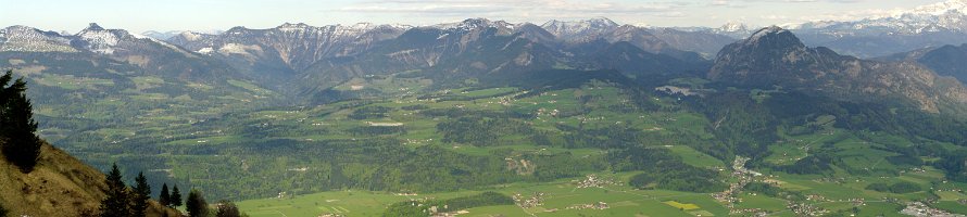 Roßfeldstraße ein Blick Richtung Kuchl  Верхняя Бавария: Берхтесгаденер-Ланд: Вид в направлении австрийской коммуны Kuchl c панорамной дороги Roßfeldhöhenringstraße : Panorama, Deutschland, Germany, Bavaria, Горы, Austria, Österreich