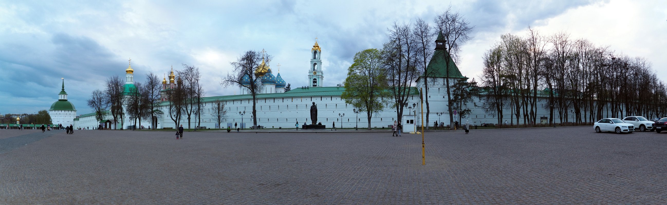 Панорама Троице-Сергиевой Лавры с Красногорской площади